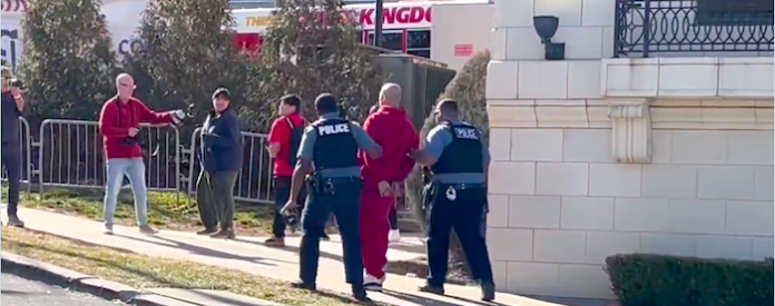 Video: Se desata tiroteo durante el desfile de los ‘Jefes’ de Kansas City por su victoria en el Super Bowl; al menos un muerto y 22 heridos