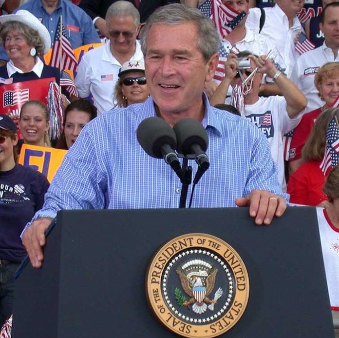 Un yihadista habría intentado matar a George W. Bush y escapar a México