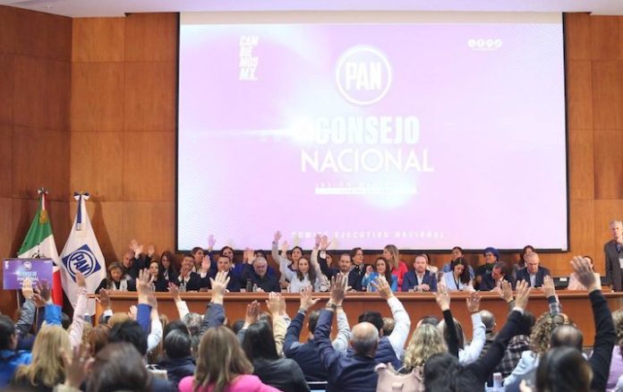 Precandidatos del PAN abandonan elección por amenazas del crimen organizado