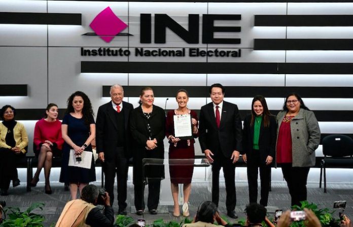Claudia Sheinbaum se registra oficialmente como candidata presidencial