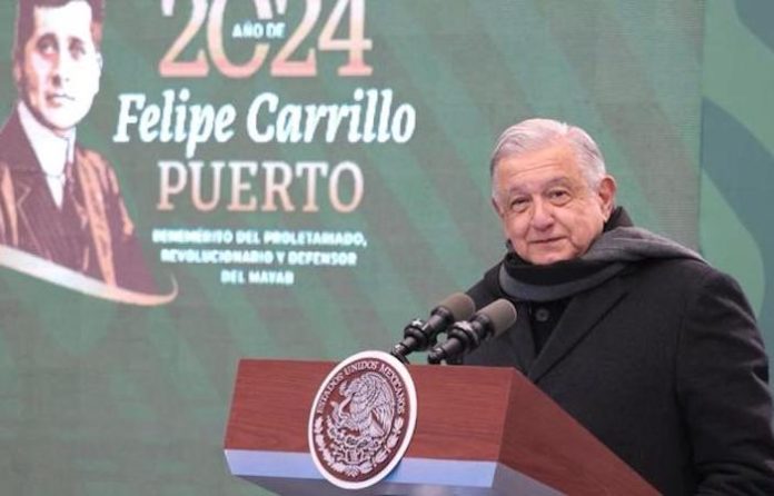 AMLO critica ‘Marcha por la democracia en México’: Ellos quieren “el poder sin pueblo”