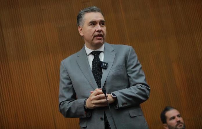 Se despide Waldo Fernández del Congreso local; va por el Senado