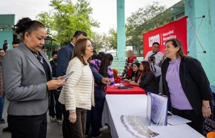 Llevan Feria Educativa a Escuelas Secundarias de Guadalupe