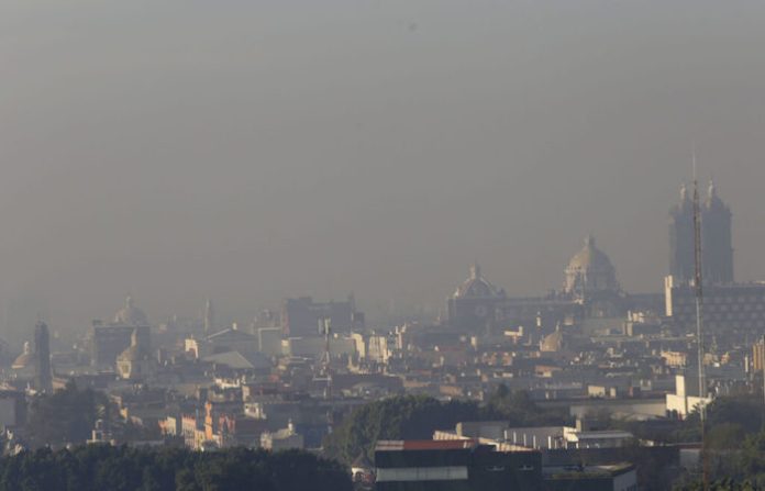 Plantean reforzar políticas públicas para frenar la huella de carbono en la Ciudad de México