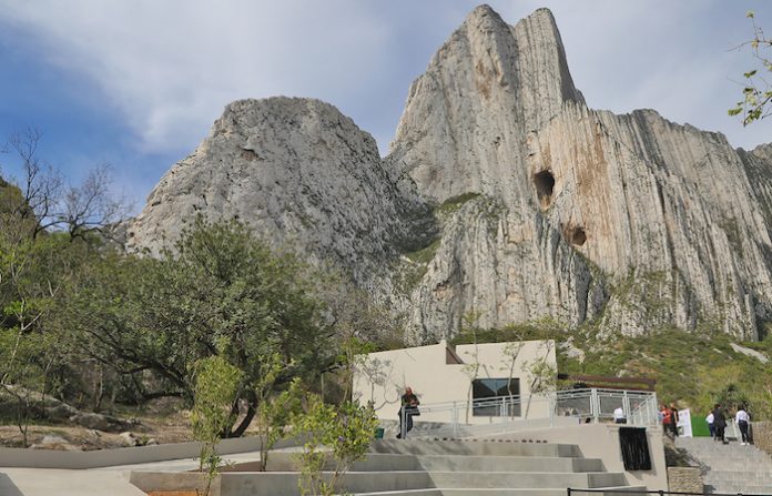 Avanza Estado con “Base Huasteca”; entrega Parque 1