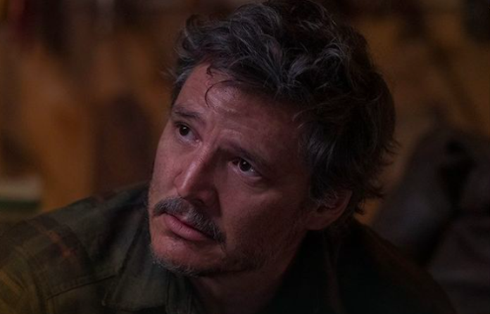 Pedro Pascal recibe premio como Mejor Actor por Serie de Drama en los SAG Awards