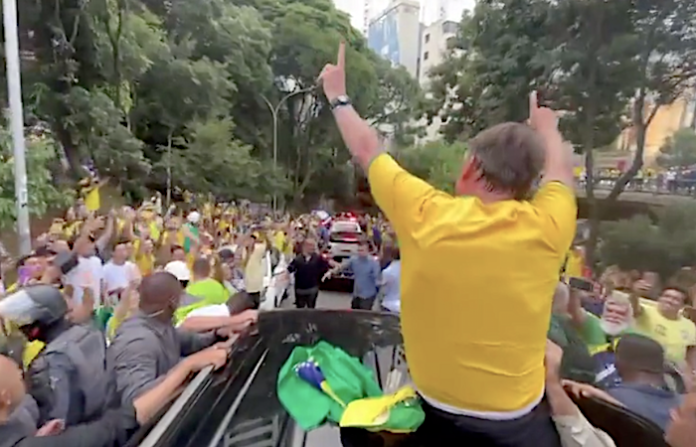 Video: Miles salen a las calles en Sao Paulo a favor de Bolsonaro