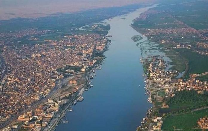Al menos ocho personas mueren en el Nilo al hundirse un ferry al norte de El Cairo