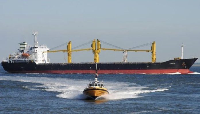 Teherán amenaza a EU para que no ataque 2 buques vinculados a Irán en el mar Rojo