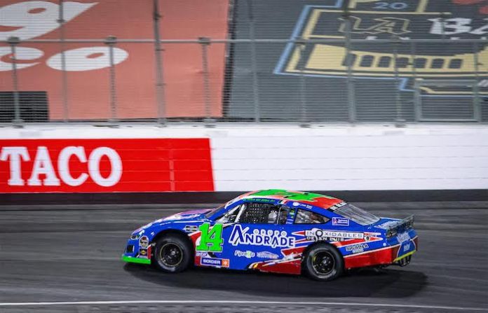 Alex de Alba y el Alessandros Racing, salieron con Top-3 de NASCAR México en el Memorial Coliseum