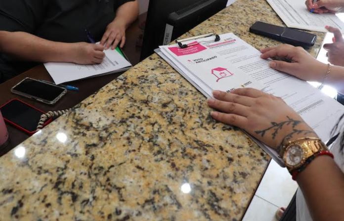 En marcha, visitas para invitar al electorado con limitaciones físicas de NL a participar en la jornada electoral mediante el voto anticipado