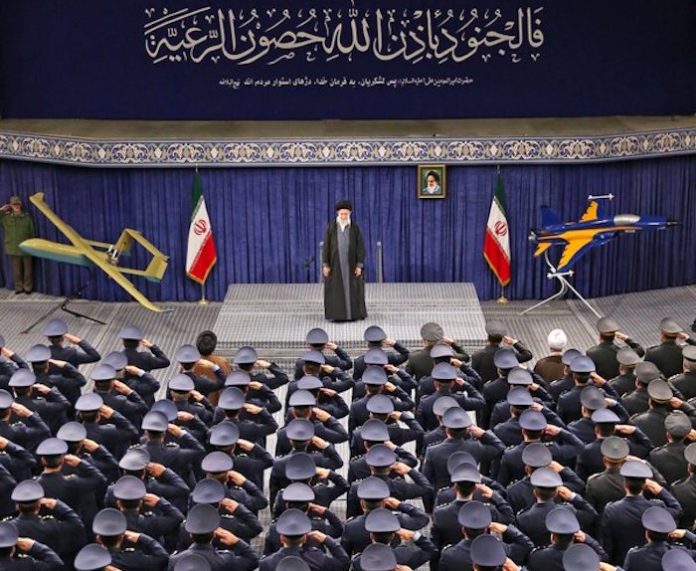 Meta bloquea las cuentas en redes sociales del líder supremo iraní