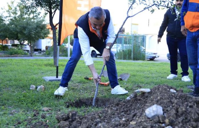Pide Héctor García “ciudades verdes”