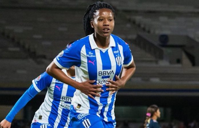 Rayadas derrota en el Estadio Olímpico a Pumas 3-2