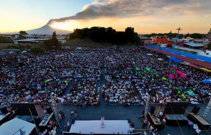 “Vamos por más democracia”: Claudia Sheinbaum