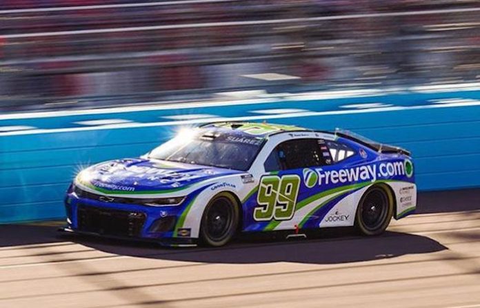 Daniel Suárez queda fuera del top-10 en el Phoenix Raceway