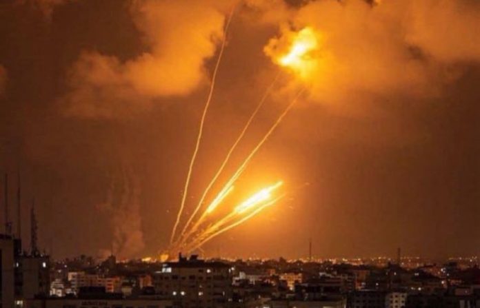 Miembro de UNRWA murió tras presunto ataque israelí en centro de reparto de ayuda en Rafah