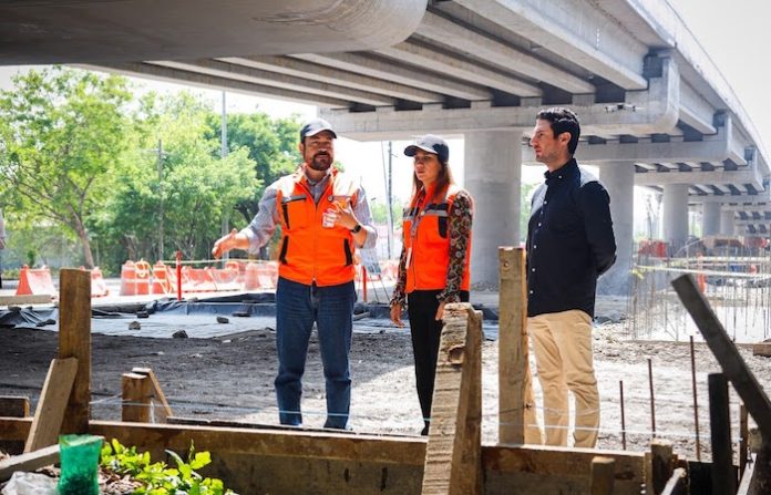 Supervisan construcción de crucero seguro en Churubusco y Vía a Tampico