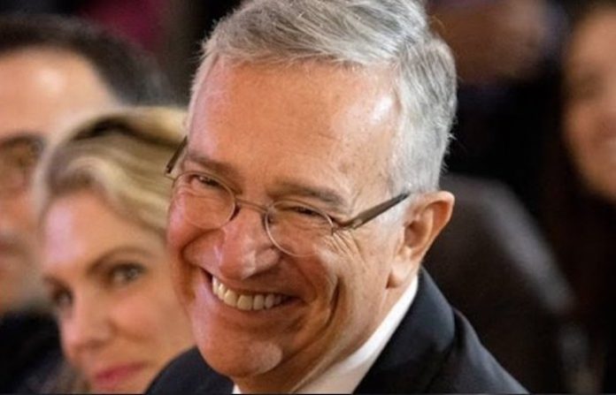 Sheinbaum rechaza negociar “en lo oscurito” con Salinas Pliego