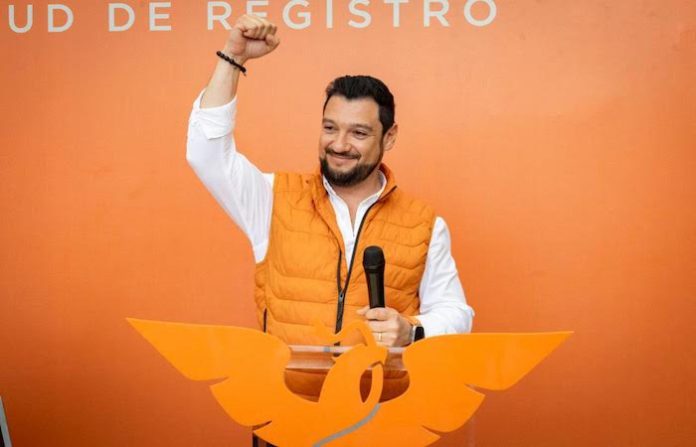 Miguel Dávila Treviño solicita su registro interno ante MC como aspirante a candidato a la alcaldía de García