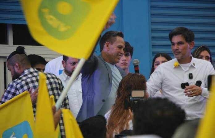 Se registra Pato Zambrano a la Alcaldía de Monterrey por el partido Vida; que suma al Distrito 1 hasta el “Konan Big”