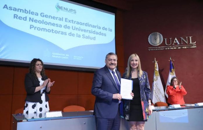 Ratifican a Santos Guzmán en presidencia de universidades promotoras de la salud