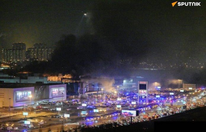 México lamenta tiroteo en la sala de conciertos de Moscú