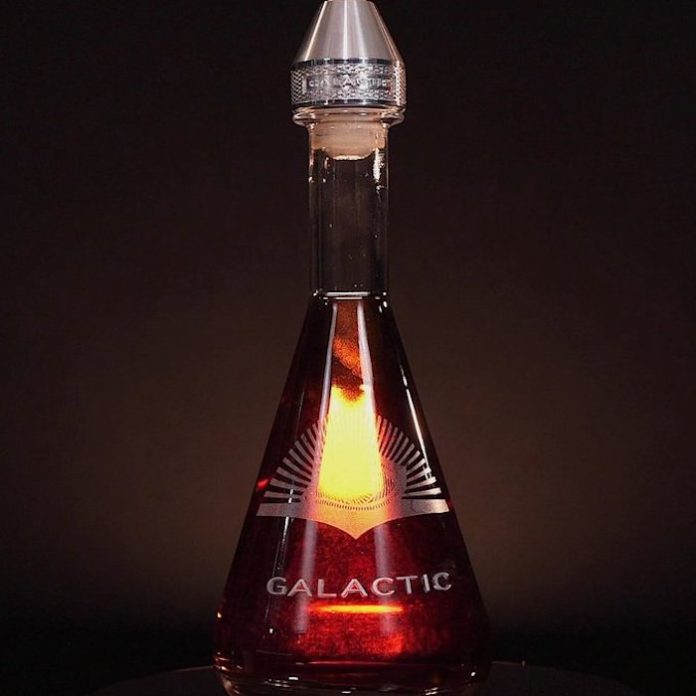 Destilería de EU envejecerá bourbon en el espacio