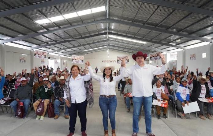 Waldo Fernández y Judith Díaz buscarán impulsar al campo a través de un programa denominado “Tractores Comunitarios”