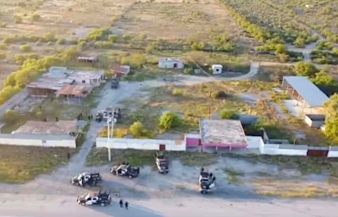 Detienen a cinco tras persecución en Los Ramones