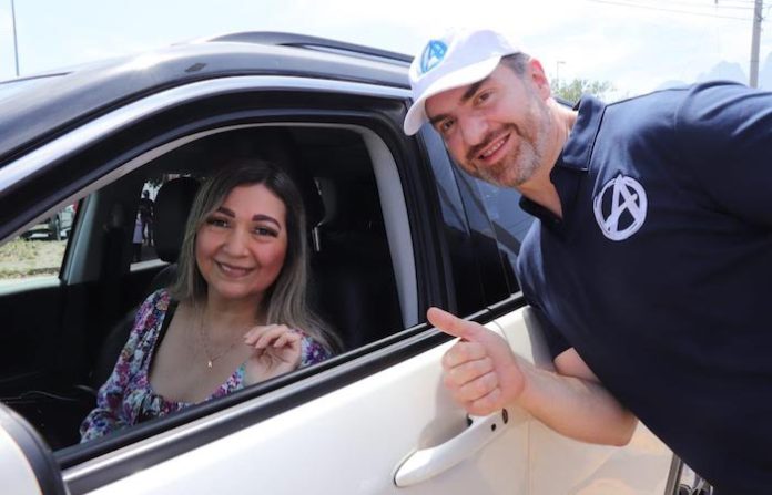 Adrián de la Garza: No más agua contaminada en Monterrey