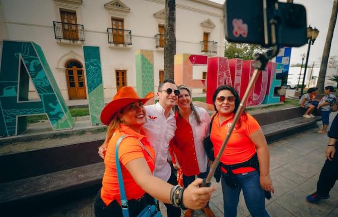 Inician Colosio y Herrera gira estatal en la región citrícola