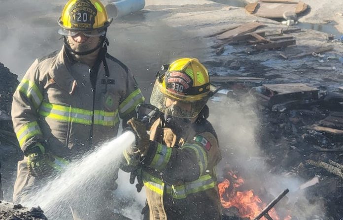 Atiende Secretaría de Educación incendio en escuela de Pesquería