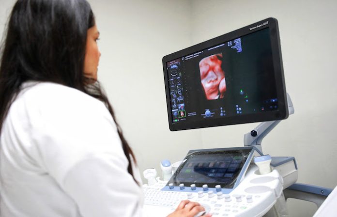 Apertura del Instituto de Salud Fetal brinda detección y diagnóstico oportuno durante el embarazo