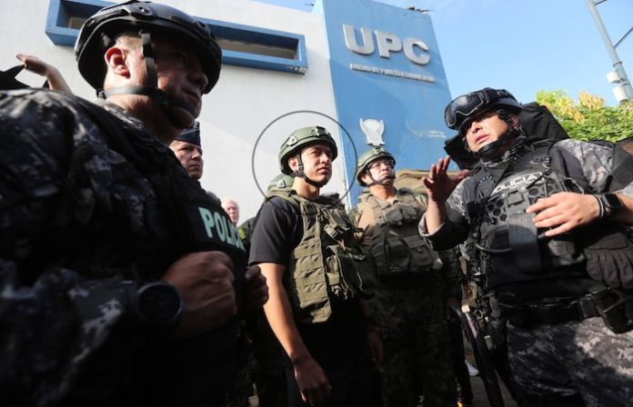 Presidente de Ecuador dice que no le va “a temblar nunca la mano para hacer lo correcto”