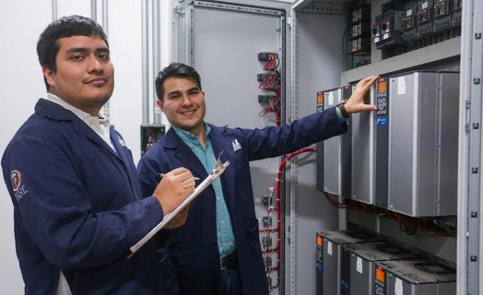 Inicia UANL Doctorado en Energías Térmica y Renovable