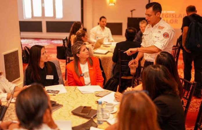 Se reúnen Colosio y Herrera con expertos y activistas para enriquecer agenda legislativa