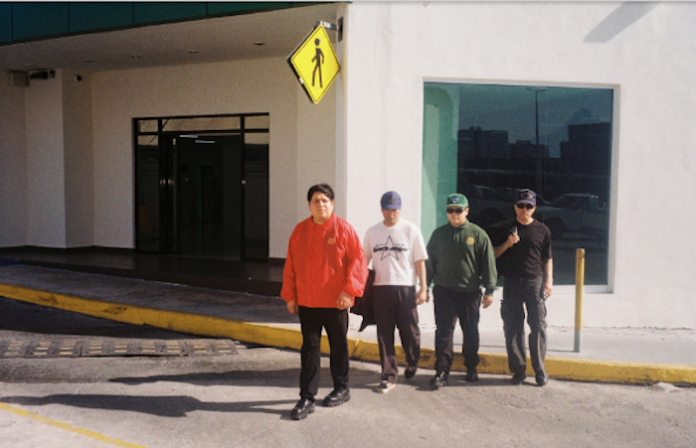 “Yo le pido a Dios u.u”, un pop nostálgico por parte de Bilbao