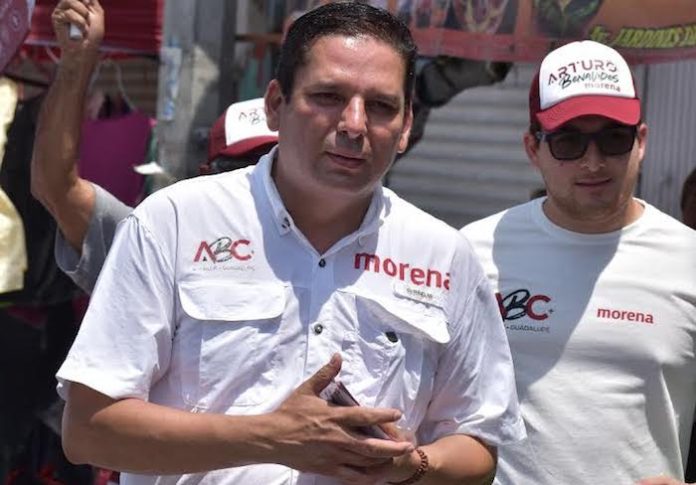 Ofrece Arturo Benavides mercado de opciones a vecinos de Tierra Propia