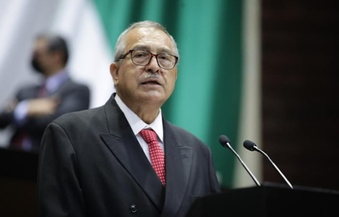 Plantea Pedro Vázquez que la o el precandidato que no entregue informe de ingresos reciba multa de 5 mil UMAS