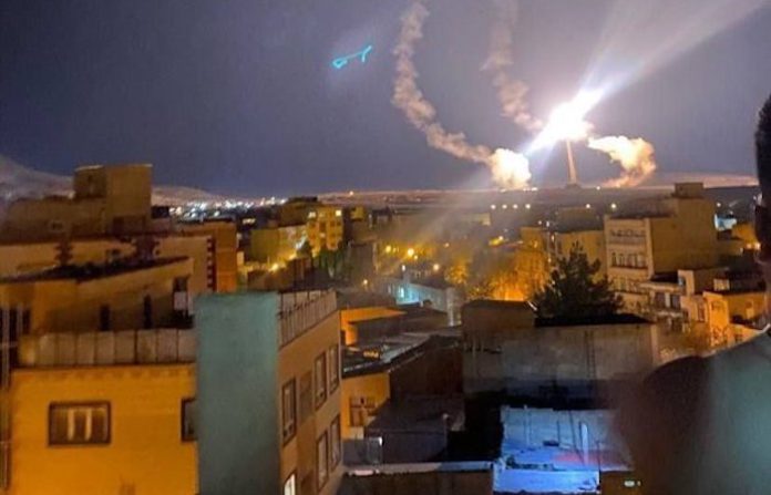 “Se acabó el tiempo de los bombardeos sin respuesta”: ¿qué indica la represalia iraní contra Israel?