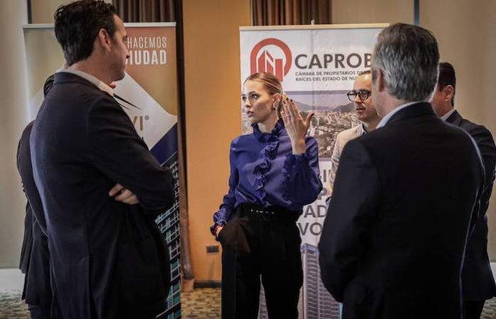 Presenta Mariana ante desarrolladores su tercer eje “Monterrey del Futuro