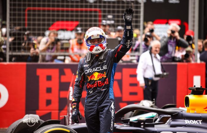 Verstappen consigue su quinta pole por delante de “Checo” Pérez y Alonso, para el arranque del GP de China