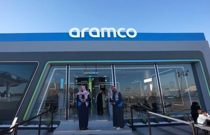La petrolera Saudi Aramco prevé comprar el 10% de la china Hengli Petrochemical