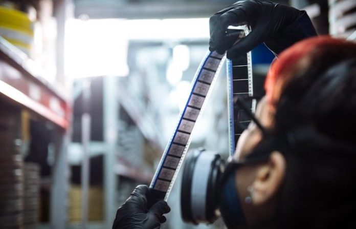 Argentina cierra instituto nacional de cine para reducir su estructura