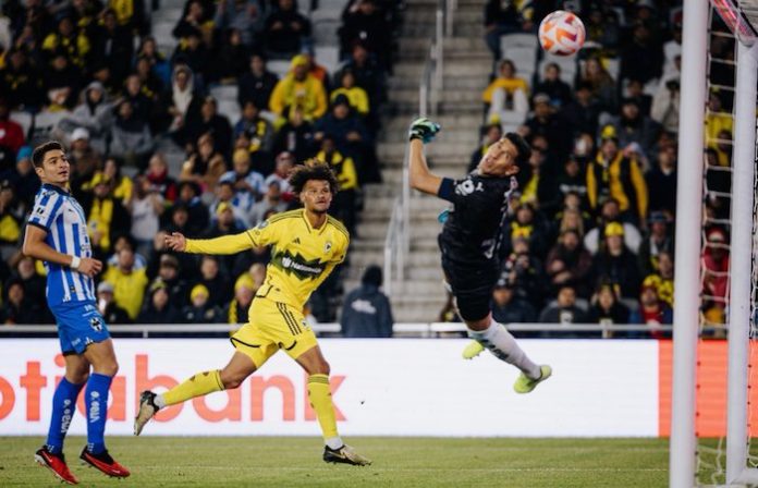 Rayados del Monterrey cae 2-1 ante Columbus Crew, el pase a la final se definirá en el BBVA