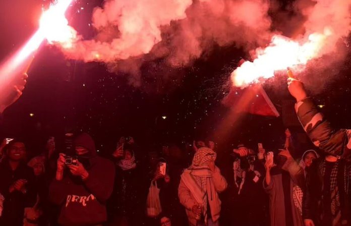 Más arrestos en universidades de EU por manifestaciones pro-Palestina