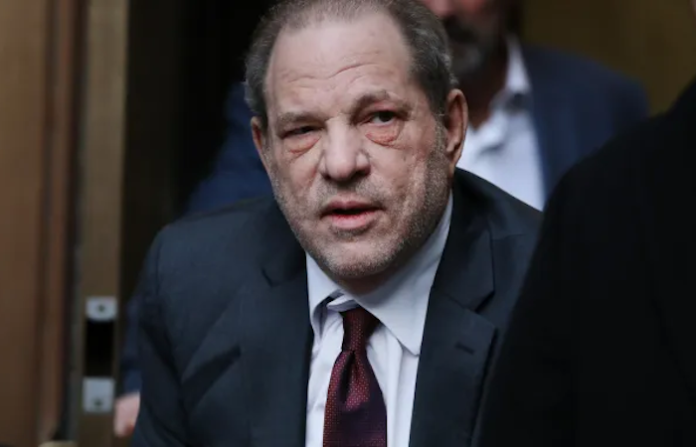 Anulan condena de Harvey Weinstein por violación y ordenan nuevo juicio