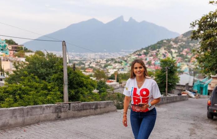 Lorena de la Garza reafirma compromiso con el Distrito 8 tras un año como diputada