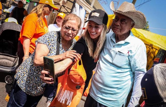 Mariana Rodríguez anuncia propuestas a favor de los emprendedores regiomontanos